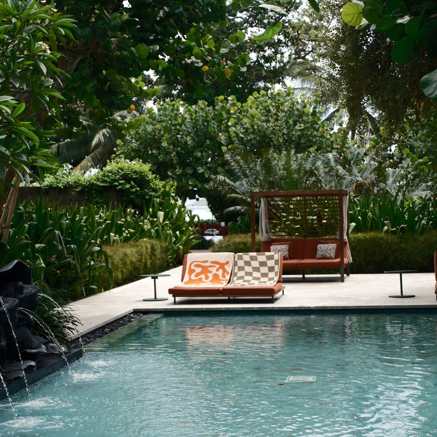 Madeem Pool Towel - 85 x 170 cm - 600 GSM ELS Cotton Silverbased Antibacterial with Coral Pattern