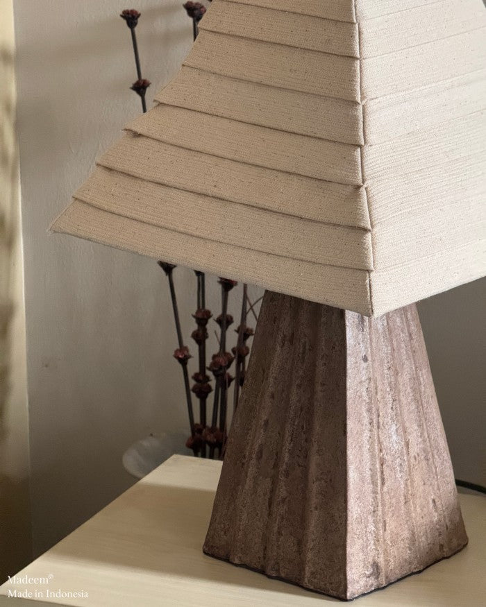 The Giri Lamp