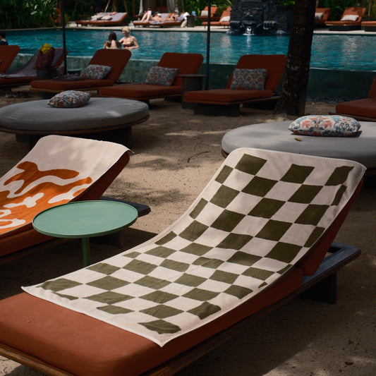 Madeem Pool Towel - 85 x 170 cm - 600 GSM ELS Cotton Silverbased Antibacterial with Poleng Checker Pattern