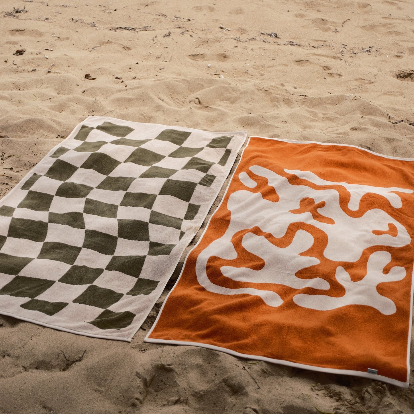 Madeem Pool Towel - 85 x 170 cm - 600 GSM ELS Cotton Silverbased Antibacterial with Poleng Checker Pattern