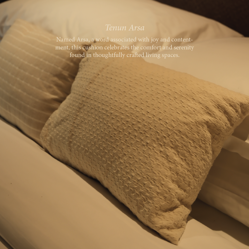 Tenun Arsa - Decorative Lumbar Cushion